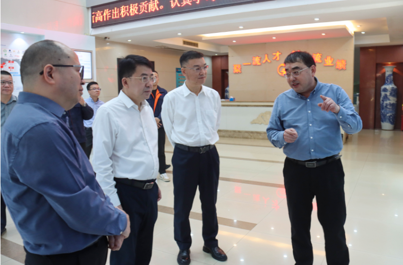 玉林市委常委、常務(wù)副市長韋慶強(qiáng)一行蒞臨廣西銀億調(diào)研